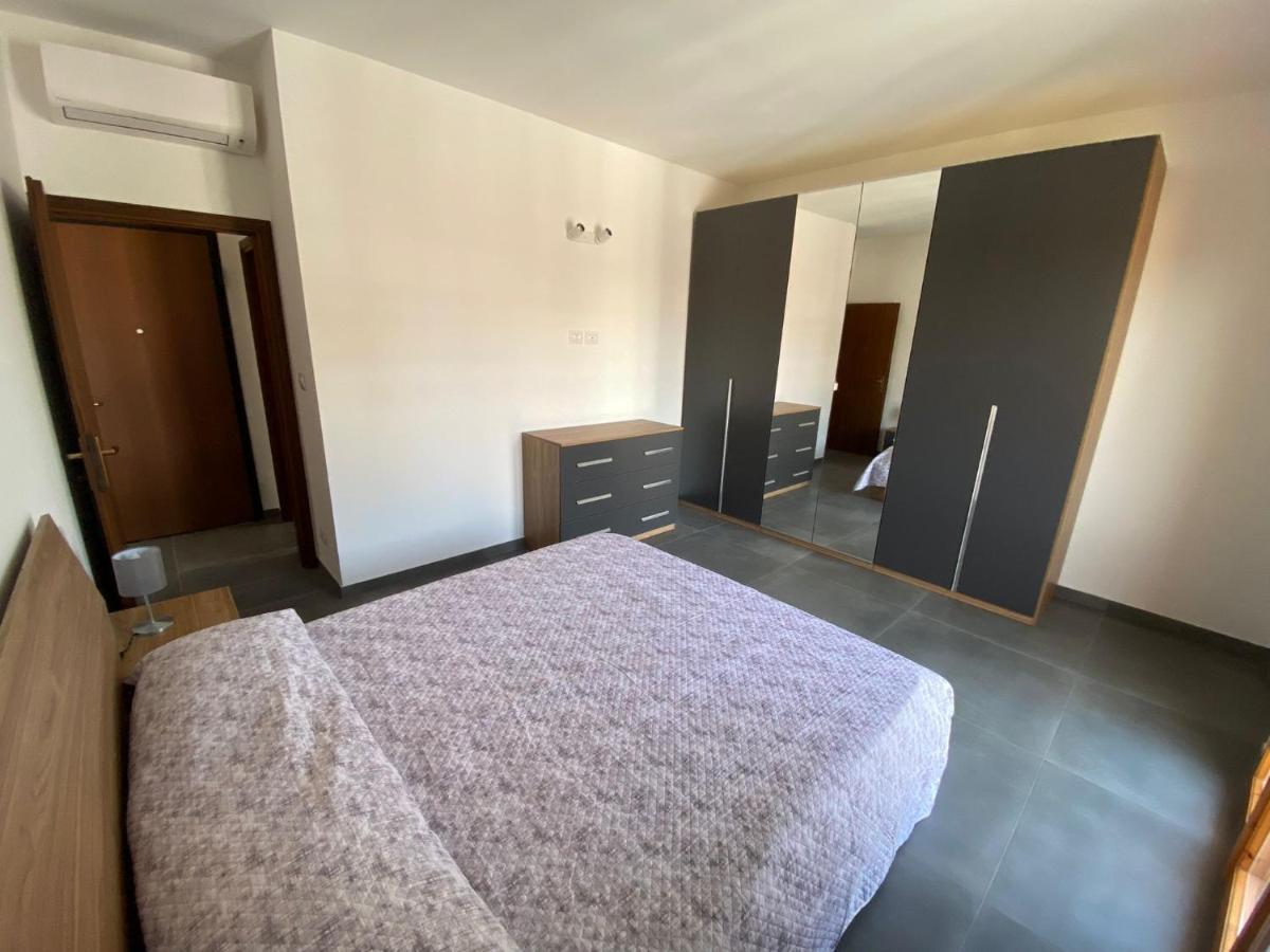 Appartamento Con Posto Auto Privato A Marina Centro Mare ريميني المظهر الخارجي الصورة