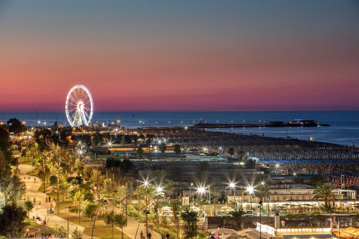 Appartamento Con Posto Auto Privato A Marina Centro Mare ريميني المظهر الخارجي الصورة